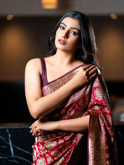 Nisha South EX Call Girl